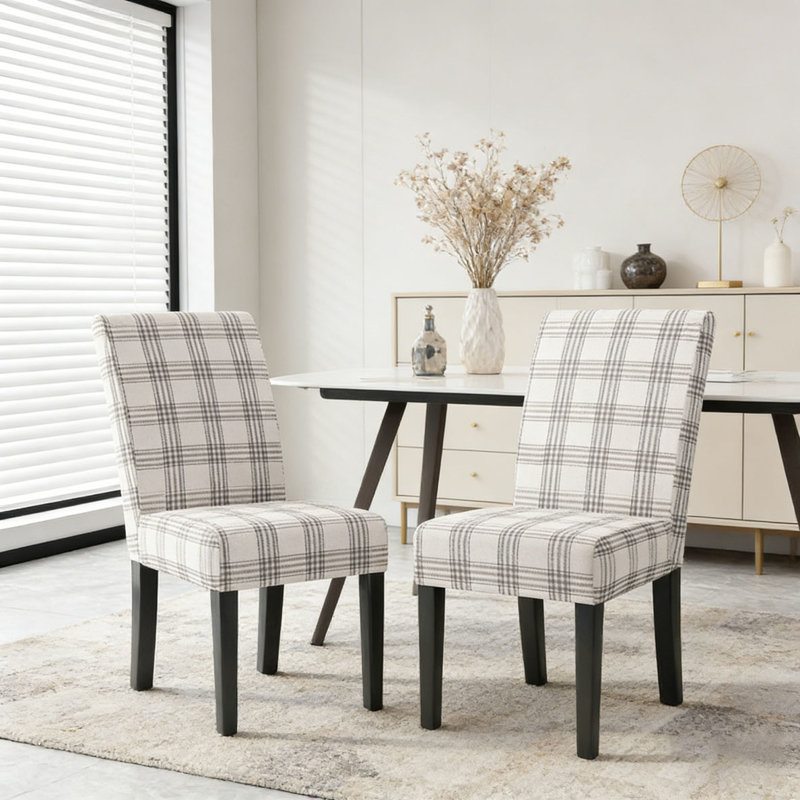 Chaise de salle à manger, Carreauté gris