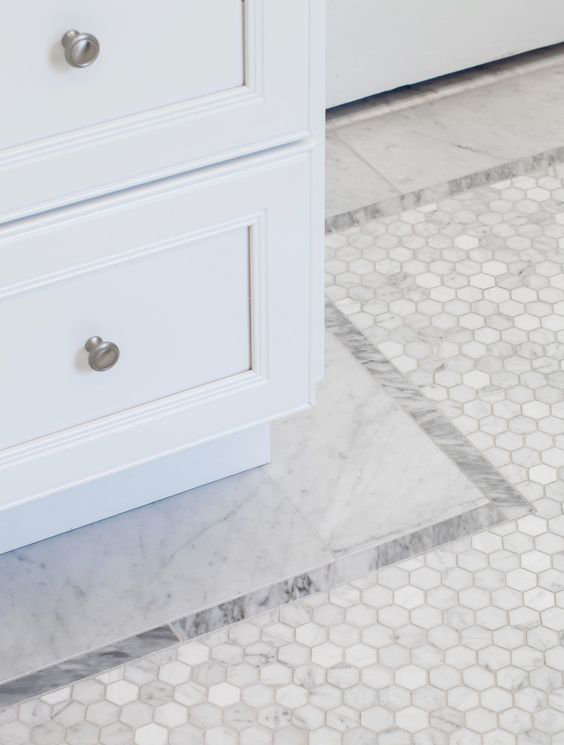 Carreau de mosaïque en marbre 2 po x 2 po Carrara