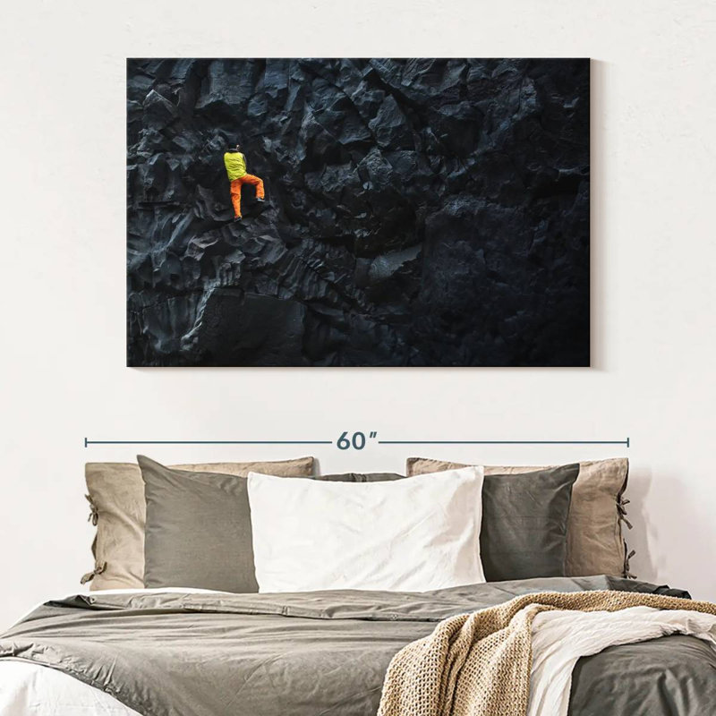 Senne Dark Rock Climbing