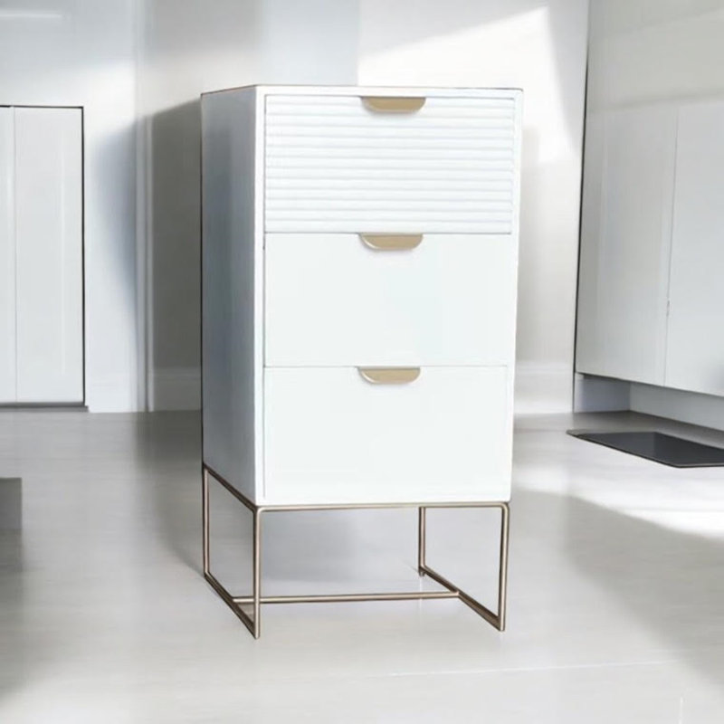 Stylish Ahzaria 30cm Wide Solid Wood Chest of Drawers - Compact & Modern 3-Drawer Storage Unit for Bedroom and Home Décor