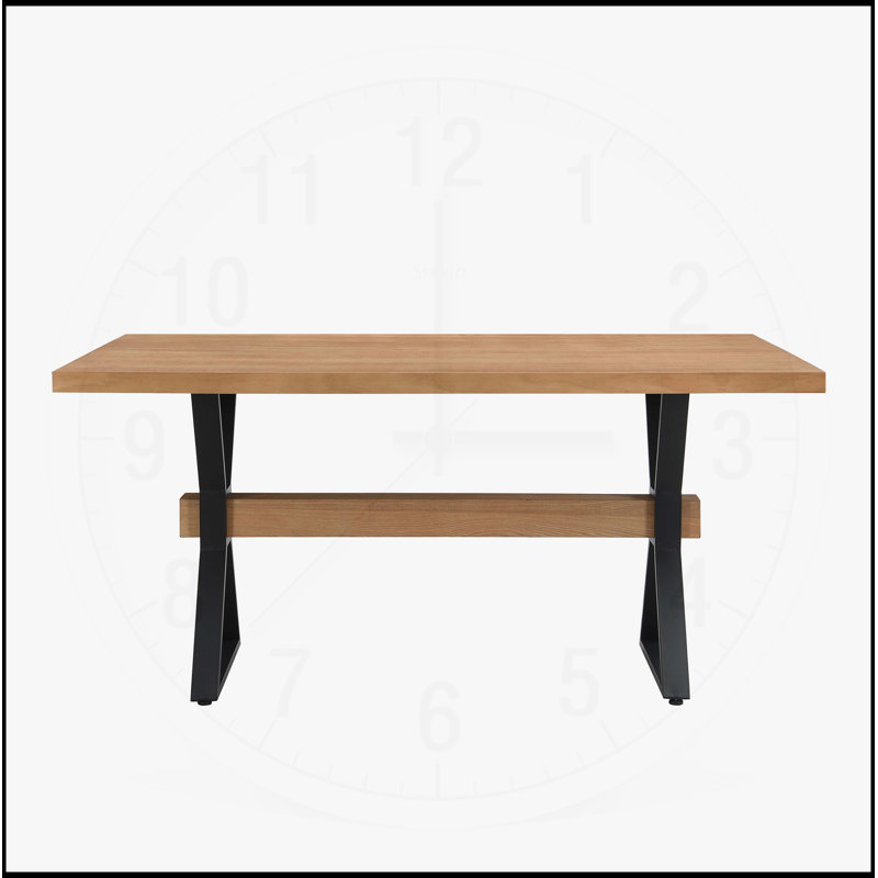 Table de salle à manger à pieds en X avec charme rustique et surface spacieuse pour les espaces traditionnels ou industriels