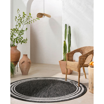 Agla Machine Woven Stain Resistant Indoor / Outdoor Area Rug