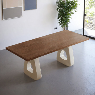 Table de salle à manger de style français crème