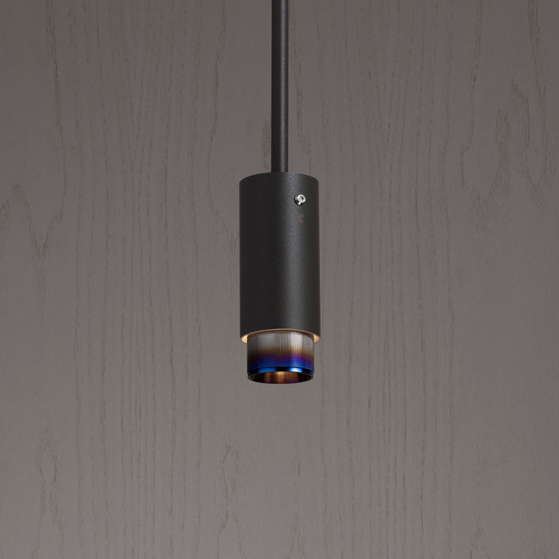 Luminaire suspendu / linéaire d'échappement, Graphite, Acier brûlé
