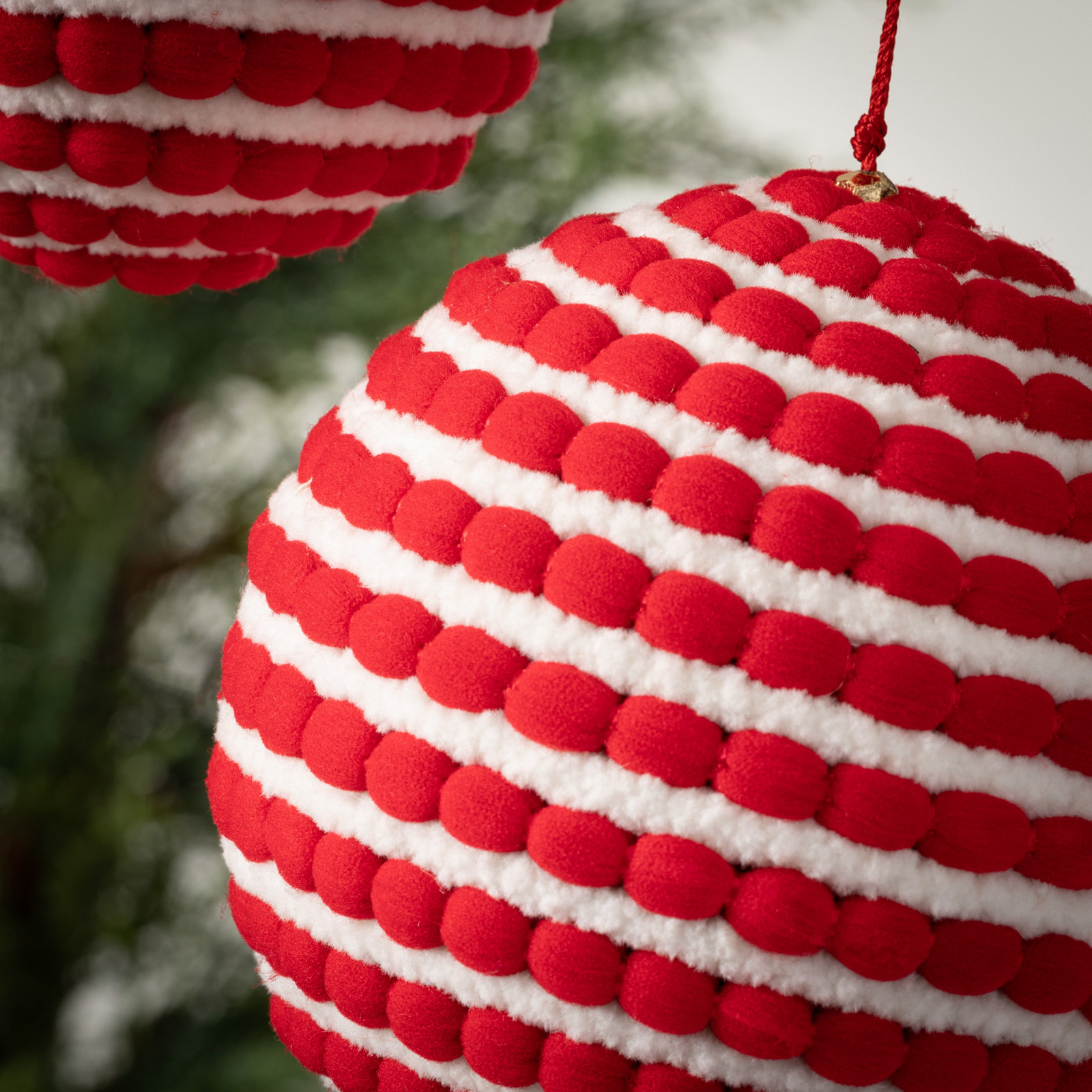 2 Piece Pompom Ball Ornament Set