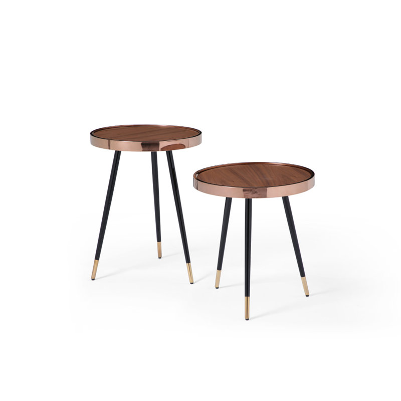 Table de bout à 3 pieds, 24" H x 18" W x 18" D