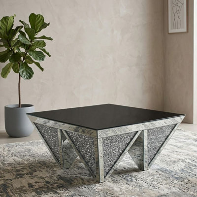 Tablette 37 po Adelie Table basse carrée argentée avec incrustation de faux diamants et panneaux en miroir