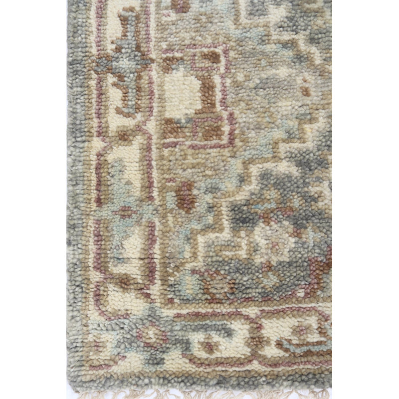 Oriental Area Rug in Gray