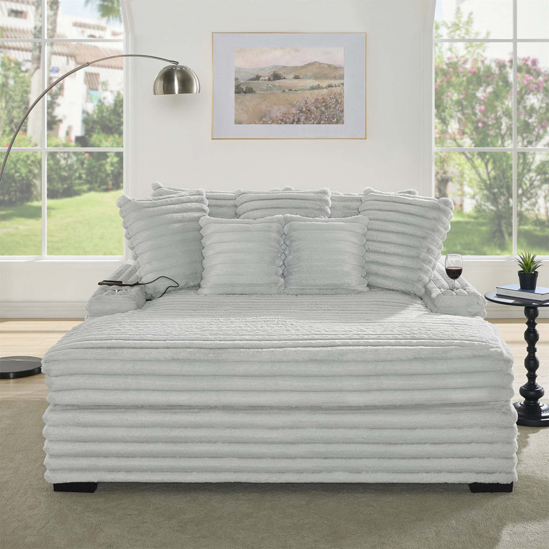 Luxueuse chaise longue surdimensionnée pour une détente ultime