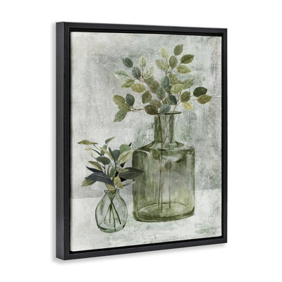 Plantes à base de plantes avec feuilles vertes