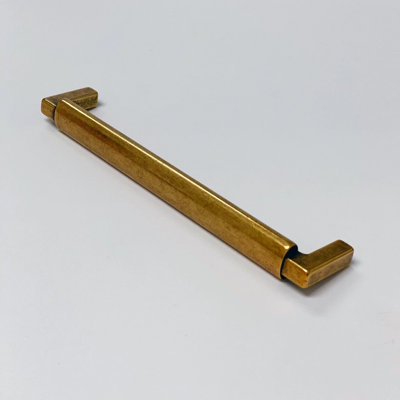 Florence Cabinet Handle in Antique Brass