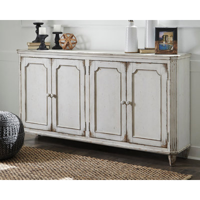 Buffet de 67,5 po de largeur Lunora