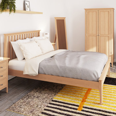 Bisbrooke 4'6 Slatted Bed