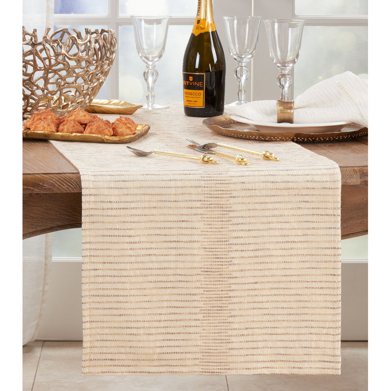 Runner_Shimmering Table Runner With Striped Design