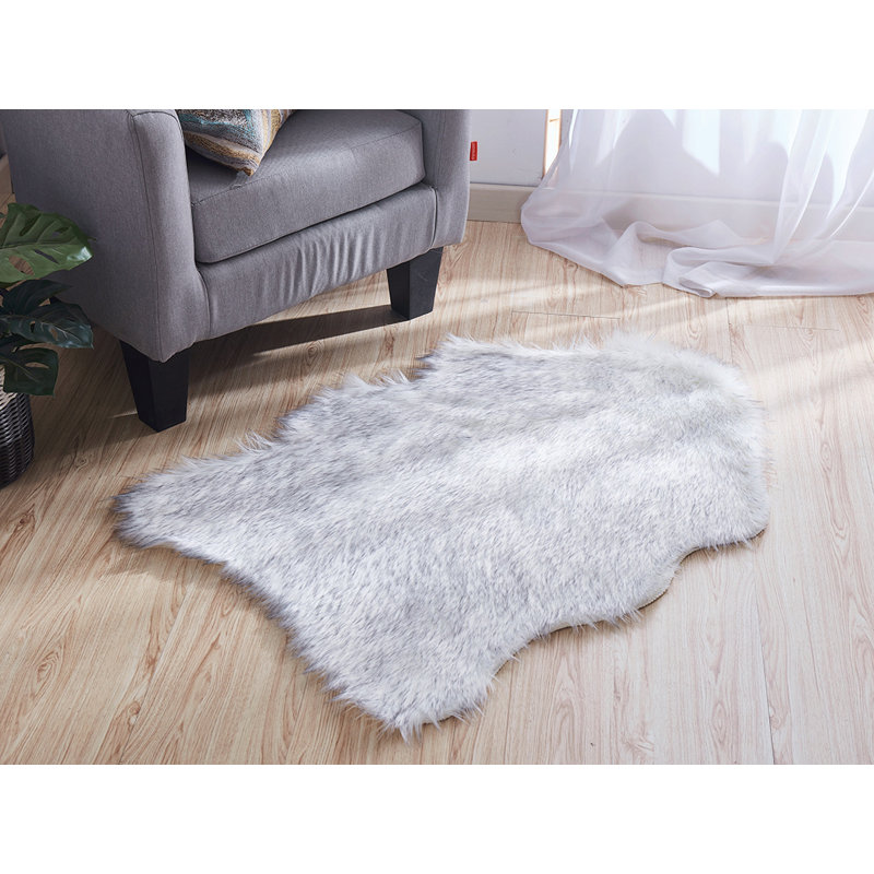 Tapis de luxe en fausse fourrure de mouton touffeté à la main