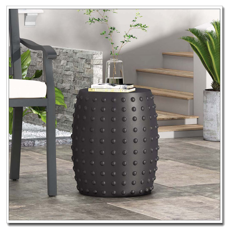 Table d'appoint d'extérieur en béton léger