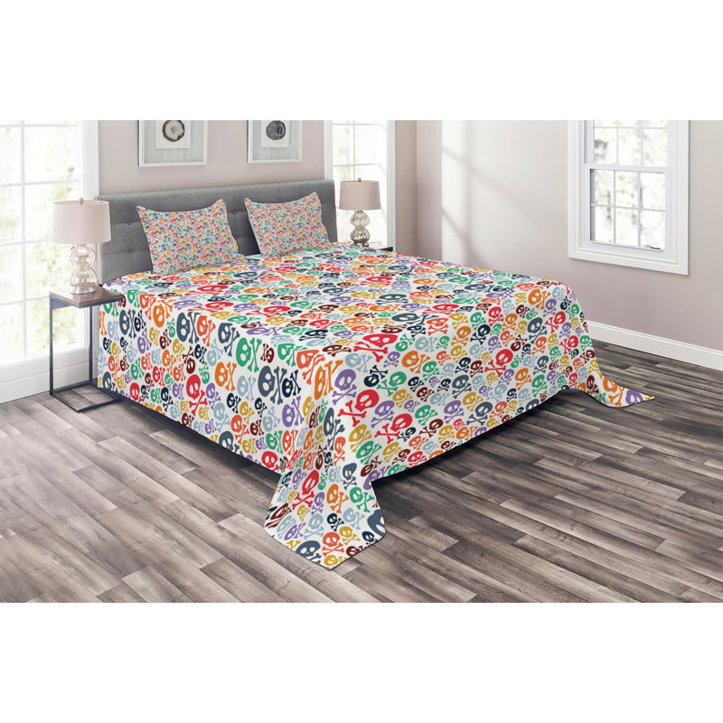 Skull Polyester Coverlet, King Bedspread + 2 Shams