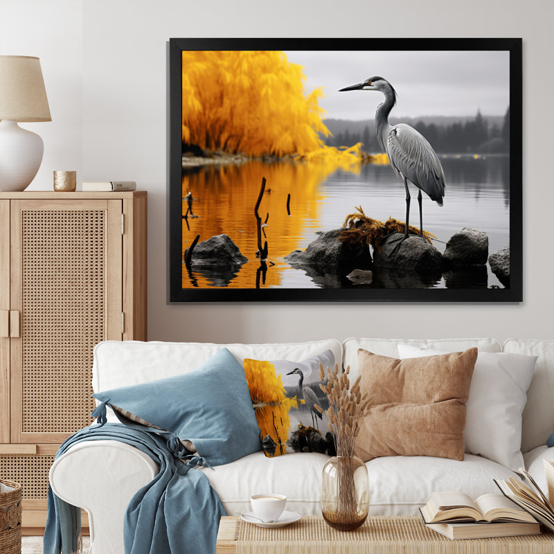 Heron Silent Waters - reproduction sur toile, H 12 po x l 20 po x P 1 po, Cadre photo noir