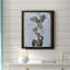 Fleurs graphiques dans un vase I, toile de qualité supérieure, prête à être accrochée-808173853-808173855