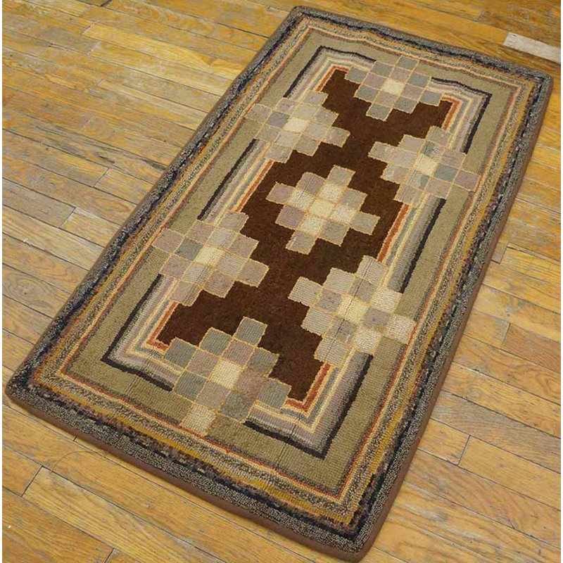 Hooked Wool Antique American 1925 Small Scatter Size Multicolor Rug