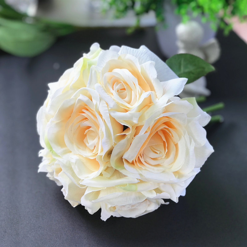 Arrangement de rose en soie ouvert artificiel, Rosé