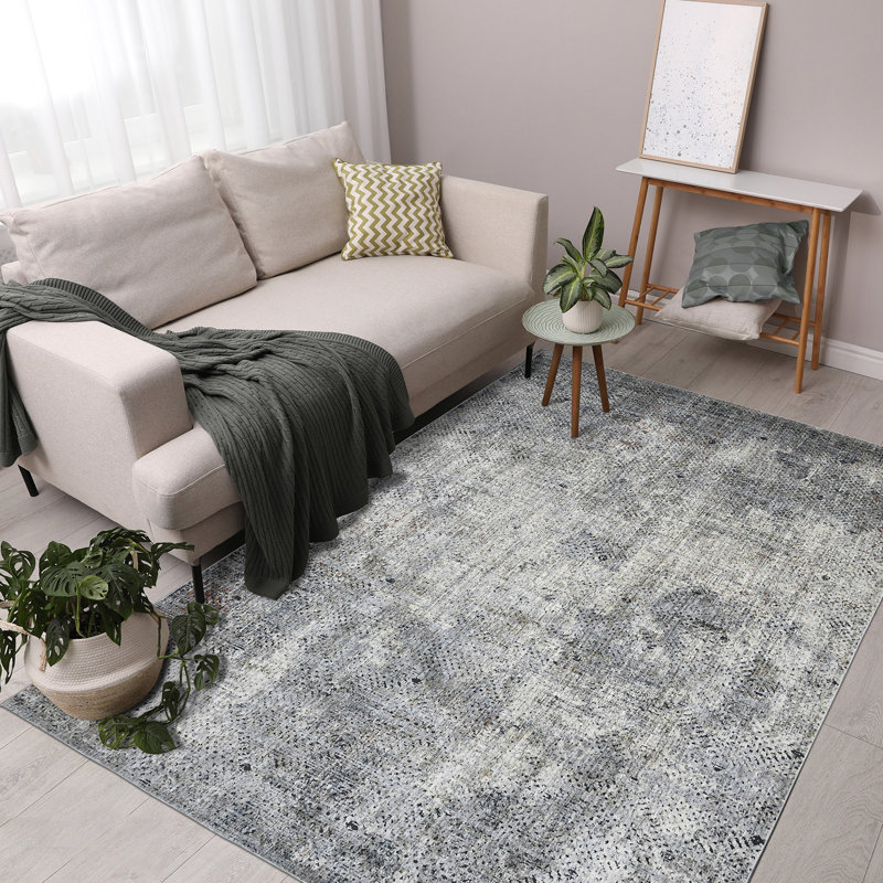 Rosslyn Transitional Gray 7'10" x 9'10" Synthetic Oriental Area Rug
