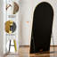 Miroir surdimensionné arqué en métal surdimensionné-543396698-570231696