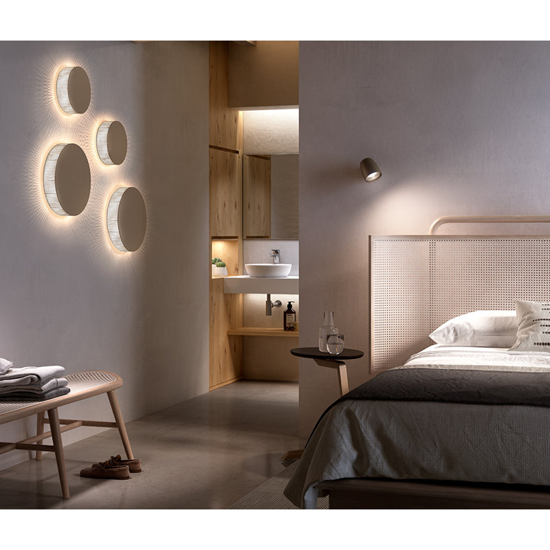 Helios 1 - Light LED Outdoor Armed Sconce