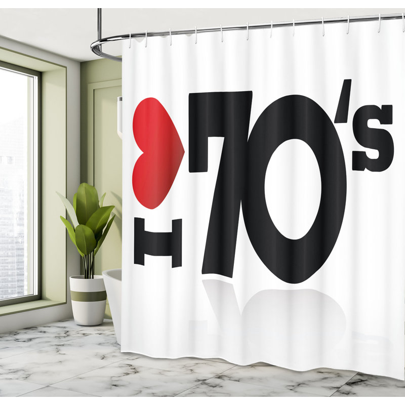 East Urban Home 33647, H 70 po x l 69 po