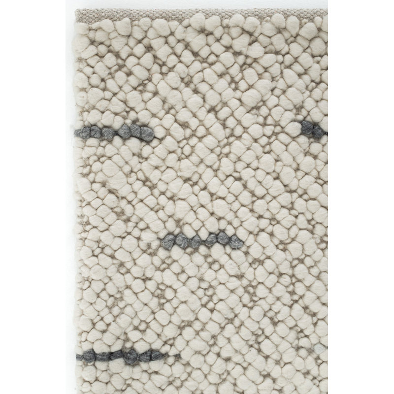 Raynelle Geometric Hand Woven Indoor / Outdoor Area Rug, Rectangle 2'7" x 4'11"