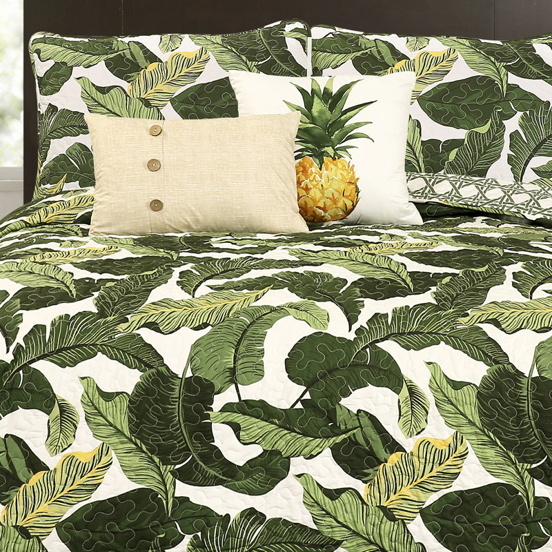 Lush Decor Tropical Paradise Reversible Quilt Set, Queen Quilt + 2 Standard Shams + 2 Throw Pillows