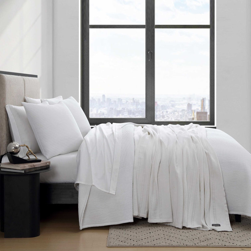 Vera Wang Cotton Voile Solid White Quilt Set, King Quilt + 2 King Shams