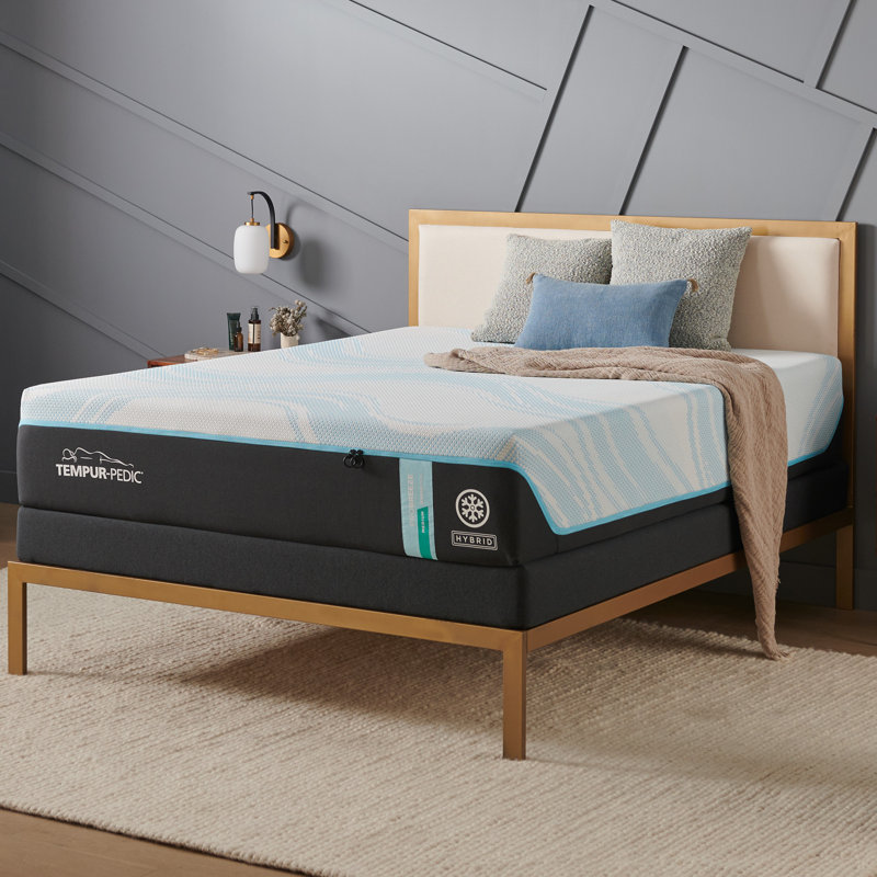 ProBreeze® 12" Medium Hybrid Mattress, King