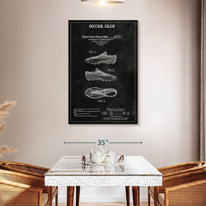 «Soccer Soccer BW», reproduction sur toile, H 48 po x l 32 po 