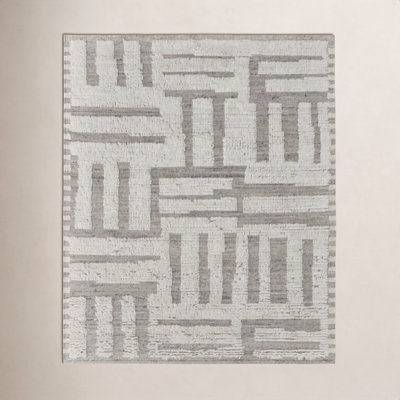 Jalaycia Gray Hand-Woven Geometric Wool Rug