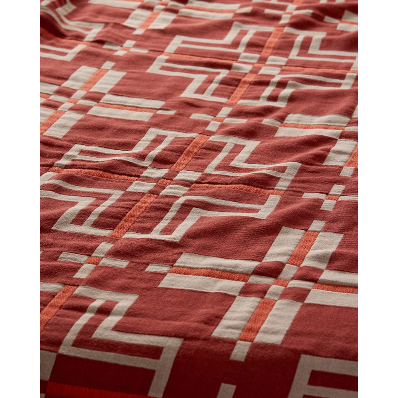  Pendleton San Marcos Persimmon Twin Quilt, 90" L x 66" W