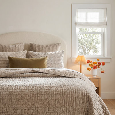 Velvet Quilt Set
