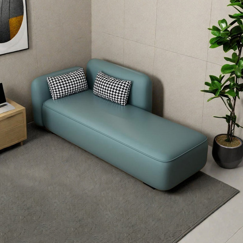 Dolohov, Turquoise, Orienté à gauche (vu de face)