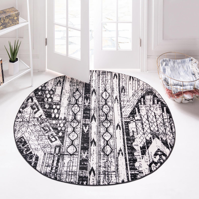 Hewan Geometric Indoor Rug, Round 5'3"