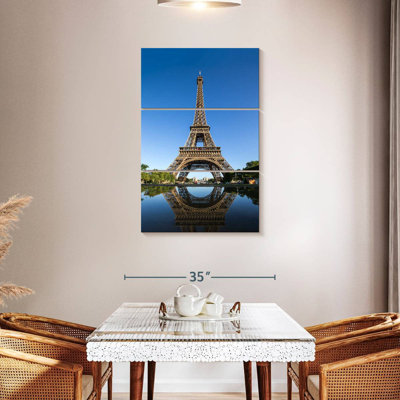 Nicci Historic Eiffel Tower