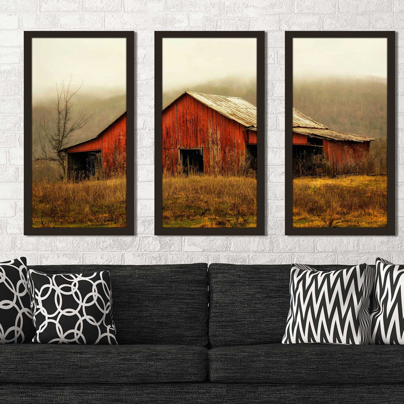 «Skylight Barn in the Fog», reproduction de photo à multiples images, L 40,5 po x H 25,5 po x P 1 po