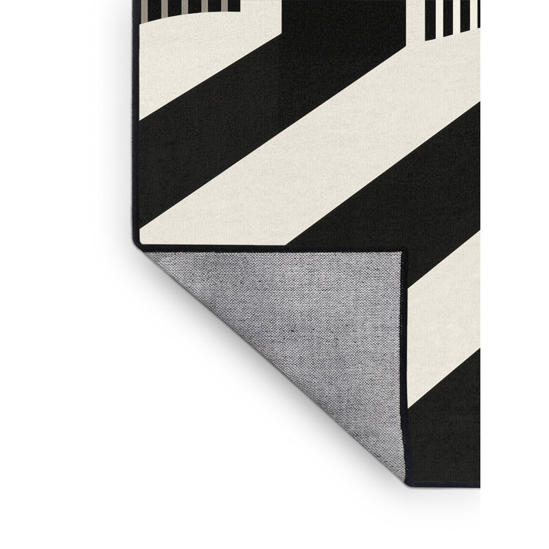 Machine Washable Arverne Classic Striped Rug in Brown – Black Binding, 4' Round