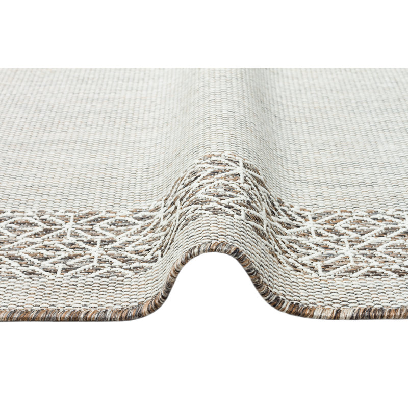 Adryauna Rectangle Indoor / Outdoor Area Rug, Rectangle 160 x 230cm