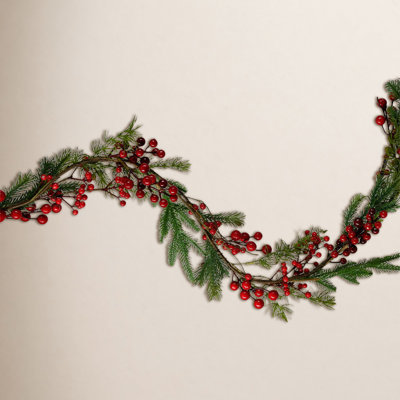 62" Winter Berry Christmas Garland