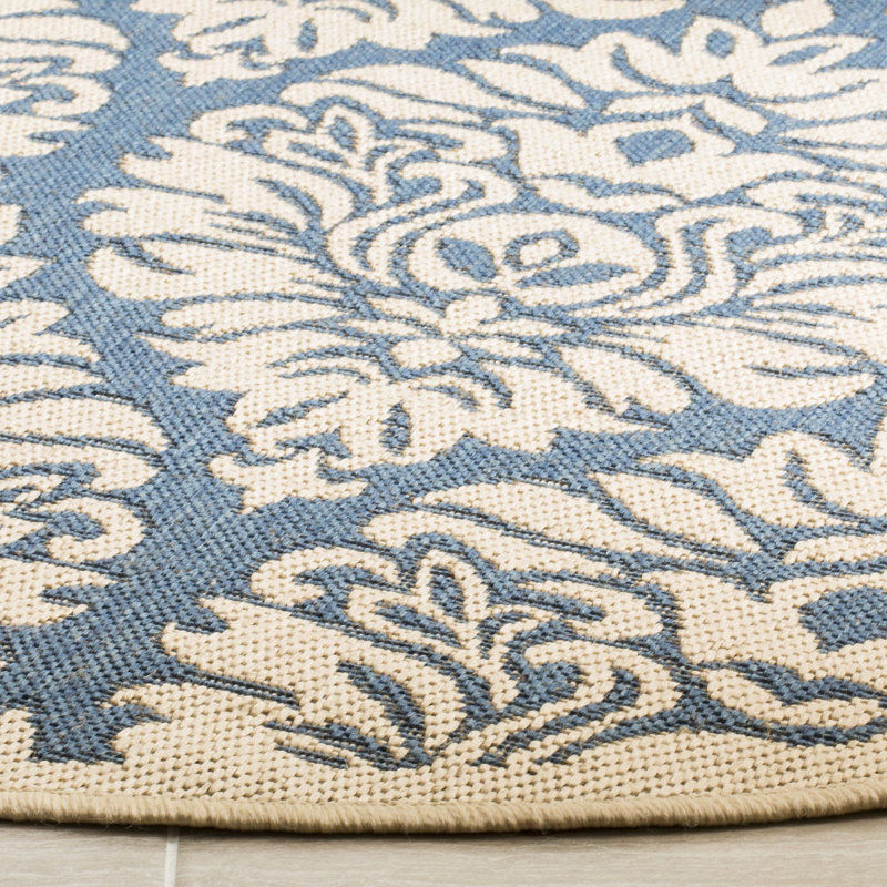 Emmanuel Linden 100 Performance Damask Indoor/Outdoor Area Rug, Rectangle 5'3" x 7'6"