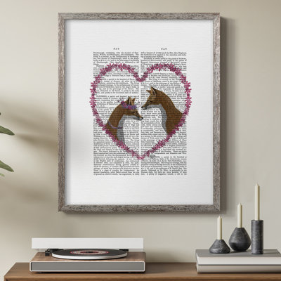 Foxes in Pink Heart, reproduction encadrée - bois massif
