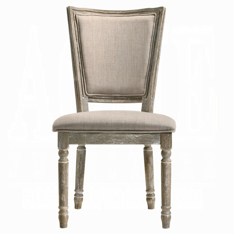 Chaise Azzam