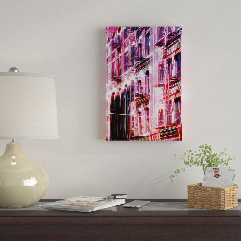 «Red Facade» sur toile, H 12 po x l 8 po x P 0,75 po, Pas de tapis, Toile tendue