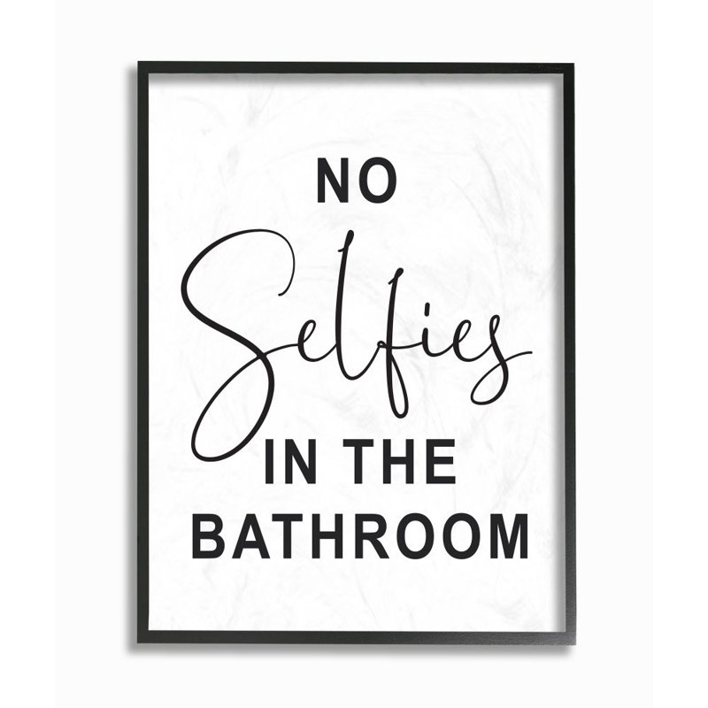 «No Selfies» par lettré et doublé - reproduction d'art texturée, Giclée encadrée noir minuit, H 14 po x l 11 po x P 1,5 po
