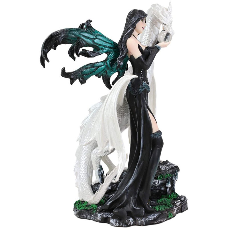 Fantasy & Sci-Fi Figurines & Sculptures